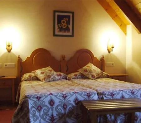Turrull Hotel 2*